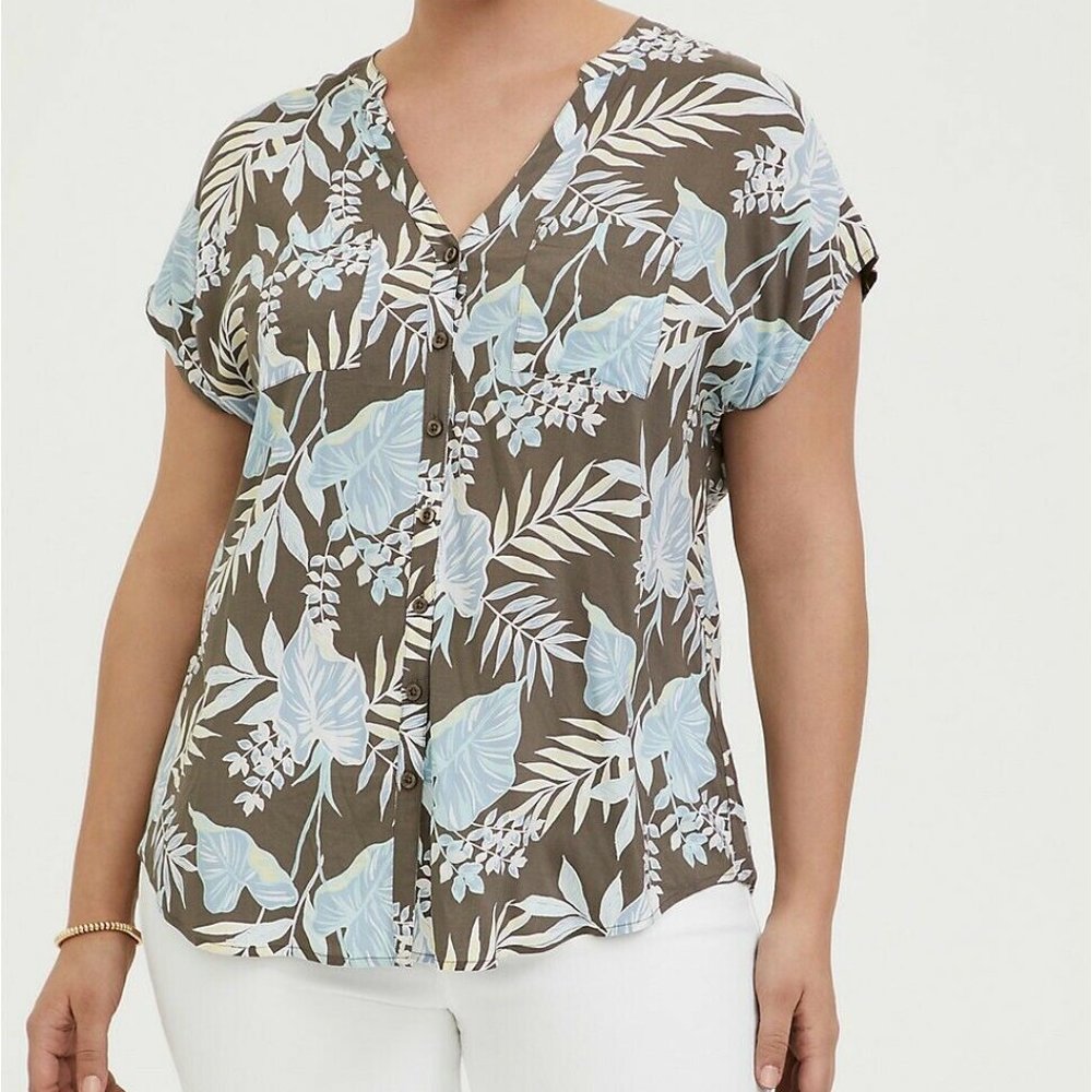 Torrid Taupe Blue‎ Floral Challis Dolman Blouse